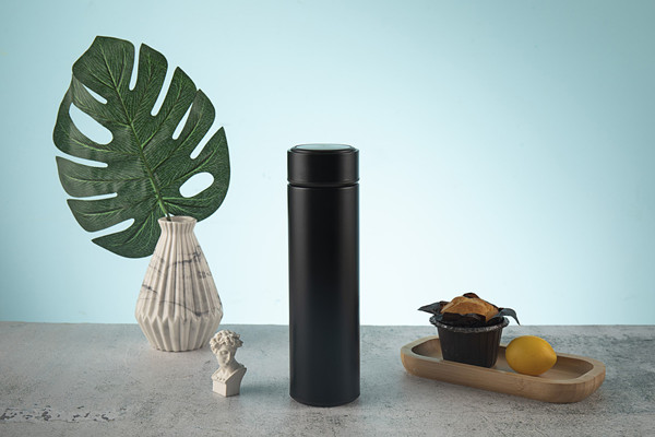 保溫杯可以放冰水嗎 保溫杯放冰水會(huì)壞嗎 保溫杯可以放冰水嗎 保溫杯放冰水會(huì)壞嗎