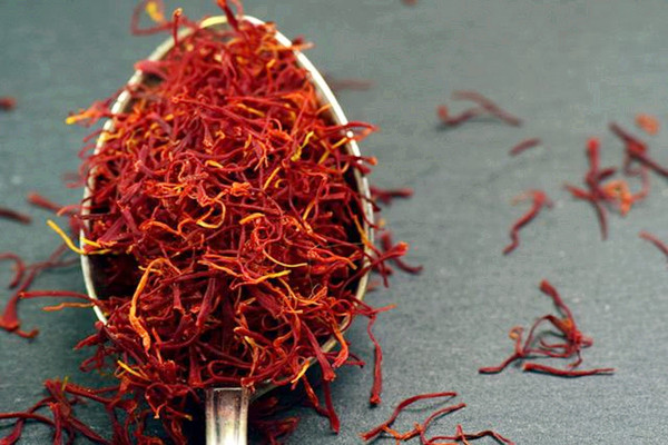 藏紅花泡水喝會(huì)上火嗎 藏紅花泡水喝會(huì)拉肚子嗎 藏紅花泡水喝會(huì)上火嗎 藏紅花泡水喝會(huì)拉肚子嗎