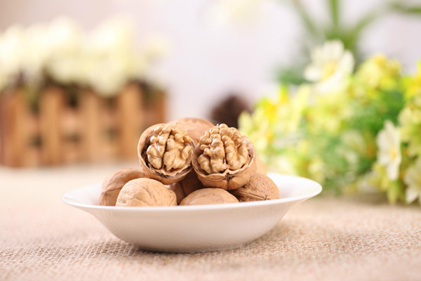 三只松鼠紙皮核桃是哪里的 三只松鼠紙皮核桃怎么樣 三只松鼠紙皮核桃是哪里的 三只松鼠紙皮核桃怎么樣