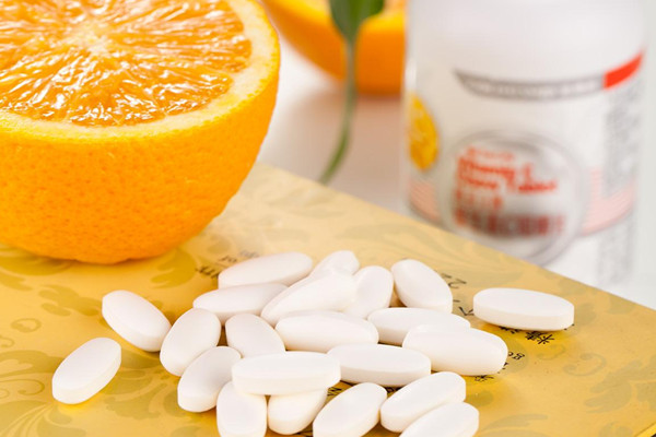 健美生維生素c適宜人群 健美生維生素c能和維生素e一起吃嗎