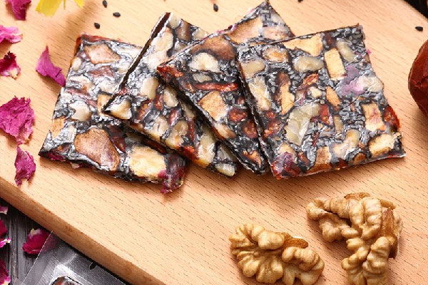 桃花姬阿膠糕怎么吃 桃花姬阿膠糕可以長(zhǎng)期吃嗎