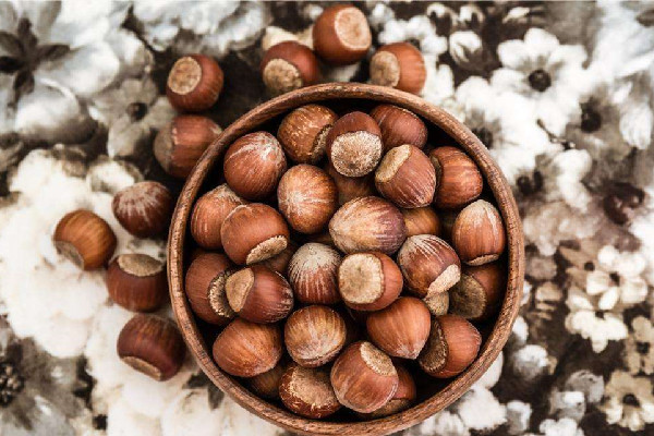榛子有點苦是怎么回事 榛子苦了還能吃嗎
