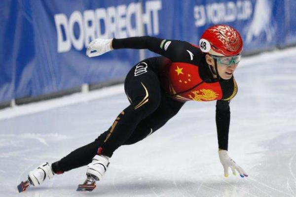 短道速滑隊今沖中國首金 短道速滑是一種怎樣的運(yùn)動