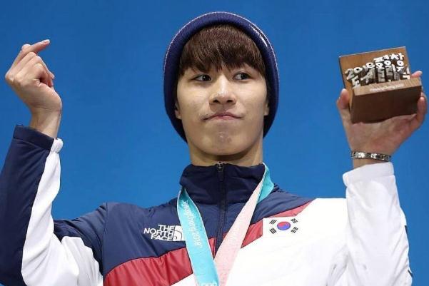 黃大憲犯規(guī)韓國男子1000全軍覆沒 短道速滑是中國強(qiáng)項嗎