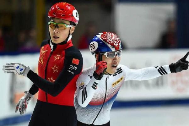 黃大憲犯規(guī)韓國男子1000全軍覆沒 短道速滑是中國強(qiáng)項嗎