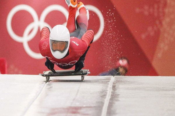 中國女子鋼架雪車首秀 趙丹刷新鋼架雪車賽道紀錄