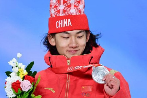 蘇翊鳴教練懇請(qǐng)終止批評(píng)裁判 蘇翊鳴去年也遇到了裁判判分問題