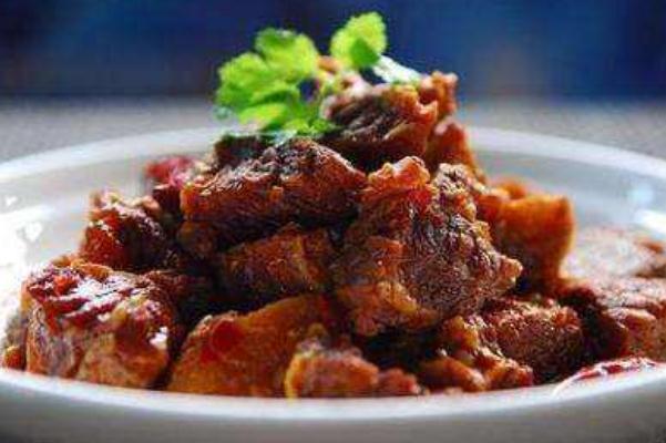 牛腩有什么營(yíng)養(yǎng)價(jià)值 牛腩和牛肉的區(qū)別 牛腩有什么營(yíng)養(yǎng)價(jià)值 牛腩和牛肉的區(qū)別