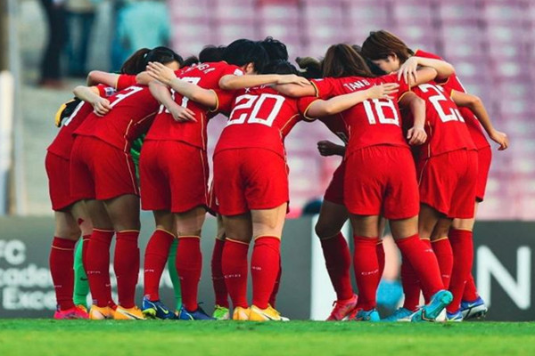 水慶霞談到批評女足姑娘時哭了 女足有世界杯嗎