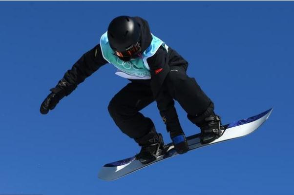 榮格大跳臺進(jìn)決賽創(chuàng)歷史 單板滑雪大跳臺有什么項目