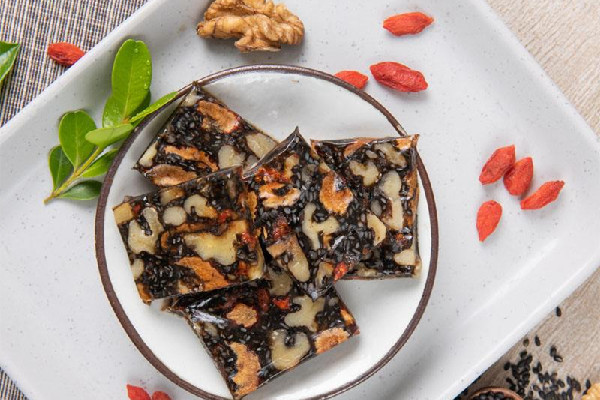 固元膏要熬多長(zhǎng)時(shí)間 固元膏要加水嗎