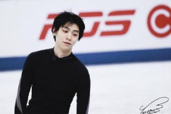 記者扎心提問羽生結弦:想要我哭嗎 羽生結弦:不退役還會繼續(xù)挑戰(zhàn)4A 記者扎心提問羽生結弦:想要我哭嗎 羽生結弦:不退役還會繼續(xù)挑戰(zhàn)4A