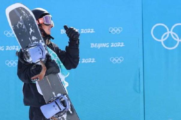 金牌！蘇翊鳴最好的18歲生日禮物 體育總局冬運(yùn)中心祝賀蘇翊鳴奪金