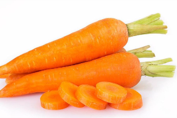 胡蘿卜買(mǎi)帶土的還是干凈的 胡蘿卜買(mǎi)什么樣的好