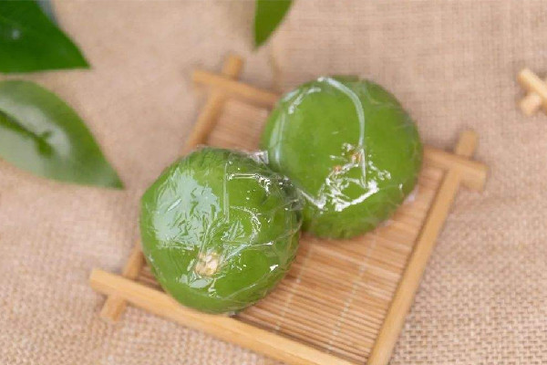 青團和艾糍的區(qū)別 青團為什么只有清明節(jié)有 青團和艾糍的區(qū)別 青團為什么只有清明節(jié)有