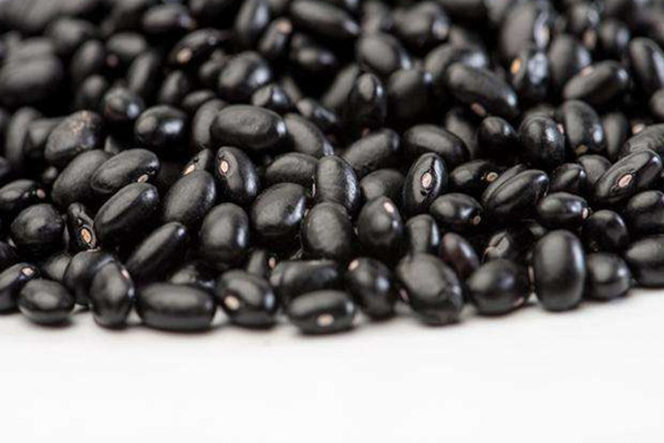黑豆的營(yíng)養(yǎng)價(jià)值 黑豆吃多了有什么壞處