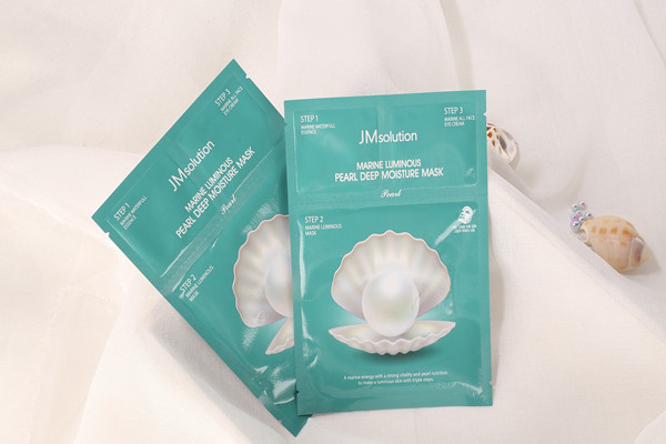 美白面膜有淡斑作用嗎 美白面膜敷多久才見效 美白面膜有淡斑作用嗎 美白面膜敷多久才見效