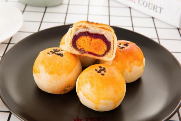 蛋黃酥保質(zhì)期一般是多久 蛋黃酥過(guò)期了還能吃嗎