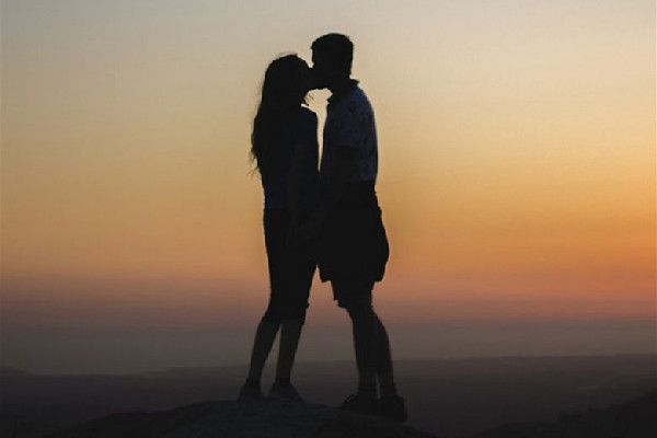 戀愛(ài)本壘打什么意思 戀愛(ài)中本壘打一壘二壘是什么意思 戀愛(ài)本壘打什么意思 戀愛(ài)中本壘打一壘二壘是什么意思