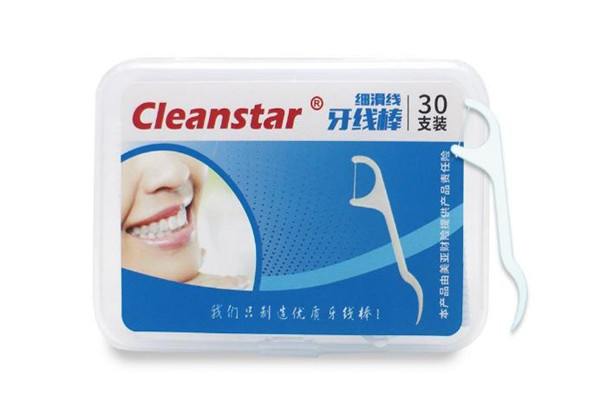 牙線對(duì)牙齒有傷害嗎 牙線有必要用嗎 牙線對(duì)牙齒有傷害嗎 牙線有必要用嗎