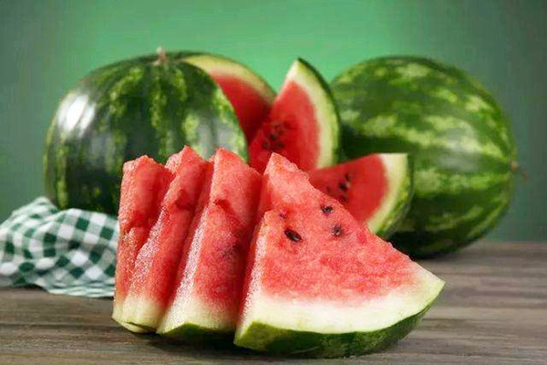 西瓜容易消化嗎 西瓜吃了會拉肚子嗎 西瓜容易消化嗎 西瓜吃了會拉肚子嗎