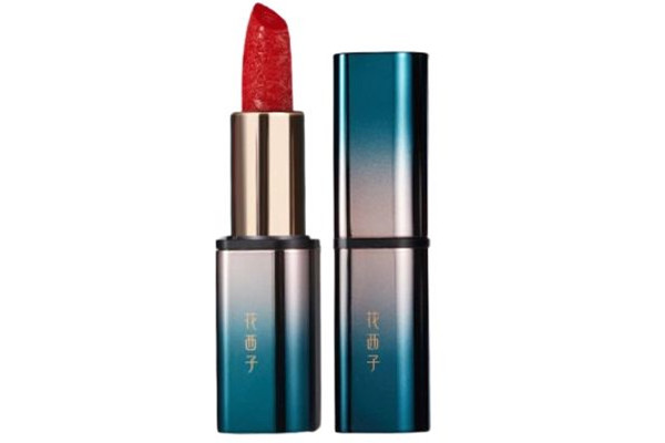 口紅掉色沾杯怎么辦 口紅掉色太嚴重說明了什么