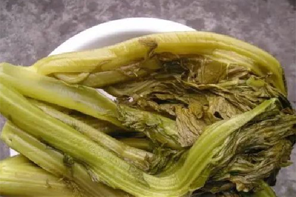 酸菜要腌多長時間能吃 酸菜腌制時間長能吃嗎 酸菜要腌多長時間能吃 酸菜腌制時間長能吃嗎