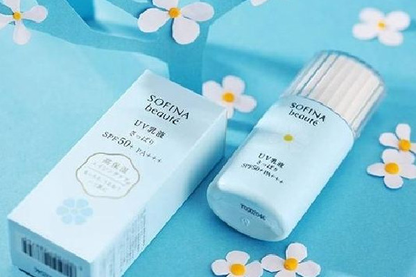 防曬霜買(mǎi)貴的好還是便宜的好 防曬霜買(mǎi)多少錢(qián)的合適