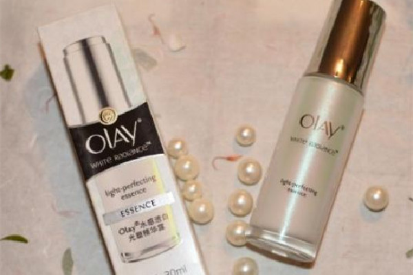 olay小白瓶那個美白效果好 olay小白瓶用多久有效果