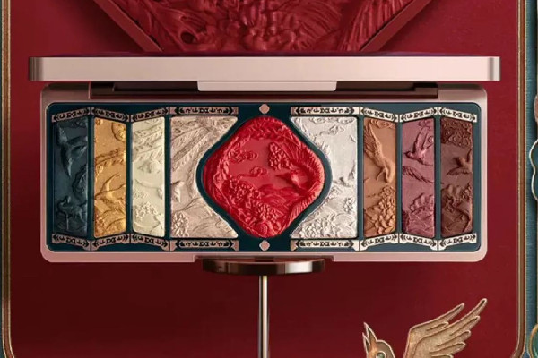 花西子眼影盤(pán)怎么樣 花西子眼影盤(pán)怎么搭配