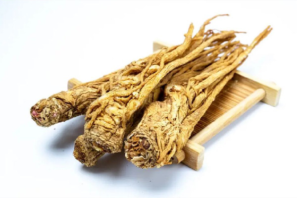 當(dāng)歸和什么搭配補氣血最好 當(dāng)歸和天麻可以一起燉雞嗎