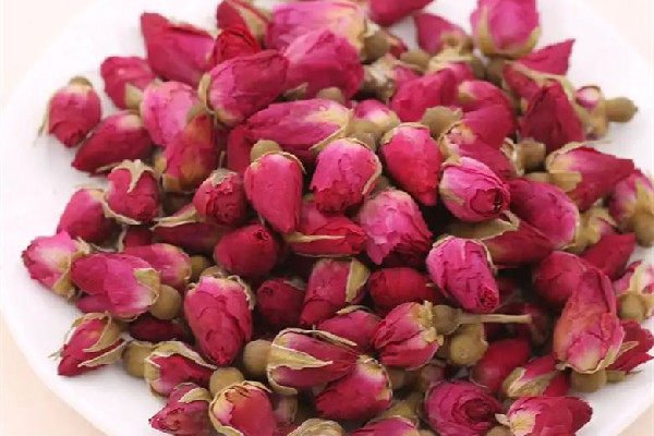 玫瑰花茶和什么搭配祛斑美白 玫瑰花茶可以長(zhǎng)期喝嗎