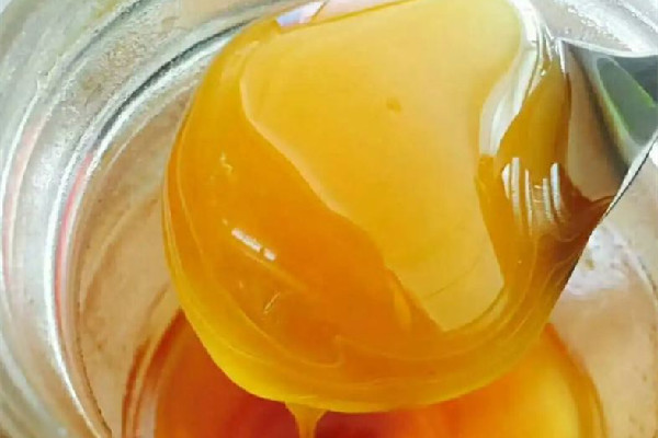 土蜂蜜價(jià)格一般多少錢(qián)一斤 土蜂蜜怎么分辨真假