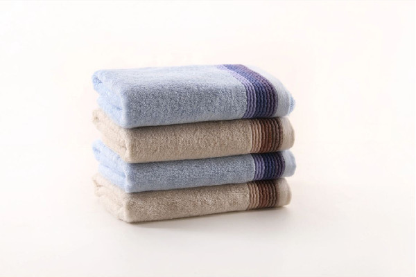 毛巾買什么材質(zhì)的比較好 毛巾是純棉的的好還是竹纖維的好