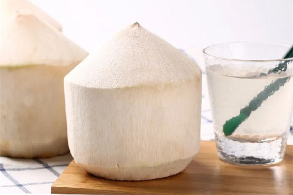 椰青用刀怎么打開 椰青用開椰器怎么打開 椰青用刀怎么打開 椰青用開椰器怎么打開