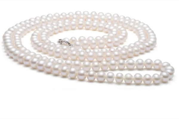 珍珠項鏈怎么區(qū)分好壞 珍珠項鏈是海水好還是淡水好