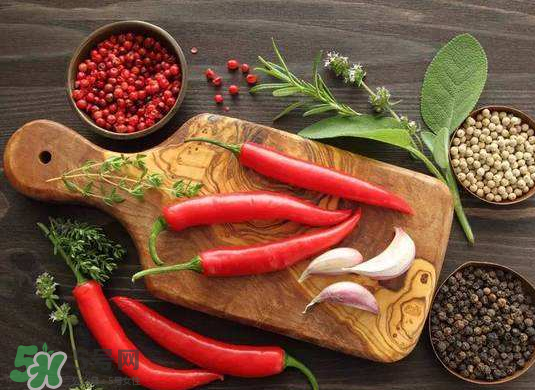 辣椒多少錢(qián)一斤 辣椒怎么保存新鮮不爛 辣椒多少錢(qián)一斤 辣椒怎么保存新鮮不爛