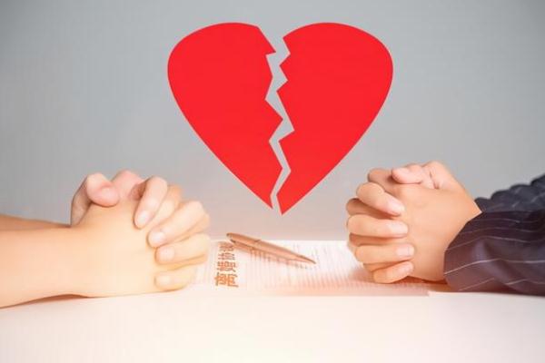 精神出軌是什么表現(xiàn) 精神出軌的婚姻還能繼續(xù)嗎 精神出軌是什么表現(xiàn) 精神出軌的婚姻還能繼續(xù)嗎