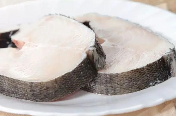 鱈魚有刺嗎 鱈魚和銀鱈魚的區(qū)別 鱈魚有刺嗎 鱈魚和銀鱈魚的區(qū)別