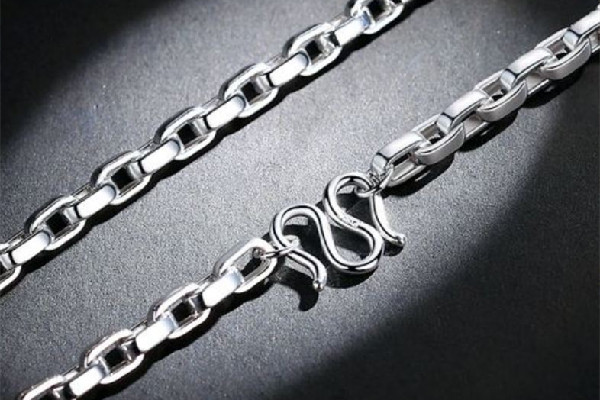 鉑金項鏈變黃了怎么清洗 鉑金項鏈變黃了是什么原因 鉑金項鏈變黃了怎么清洗 鉑金項鏈變黃了是什么原因