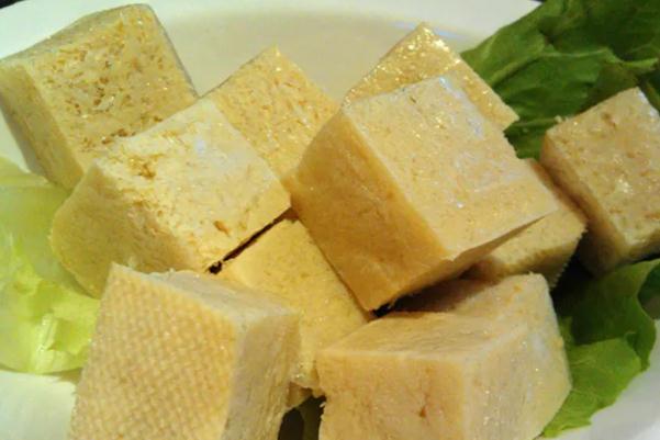 凍豆腐對人體有害嗎 凍豆腐對身體有什么好處 凍豆腐對人體有害嗎 凍豆腐對身體有什么好處