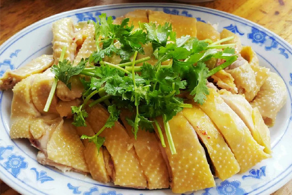 白切雞怎么弄熟才好吃 白切雞煮多長時間最合適 白切雞怎么弄熟才好吃 白切雞煮多長時間最合適