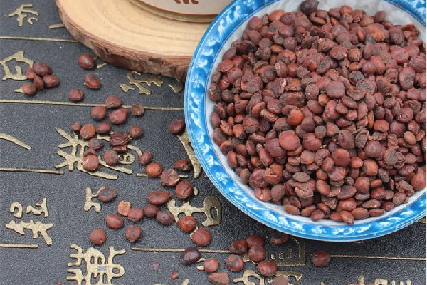 酸棗仁是涼性的還是熱性的 酸棗仁適合什么體質(zhì) 酸棗仁是涼性的還是熱性的 酸棗仁適合什么體質(zhì)