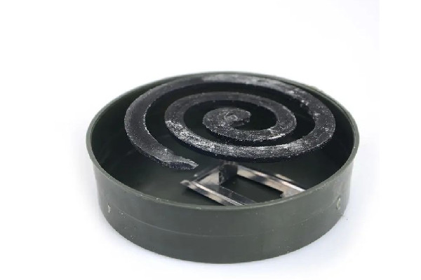 蚊香要掰成兩分嗎 蚊香怎么分開兩片 蚊香要掰成兩分嗎 蚊香怎么分開兩片