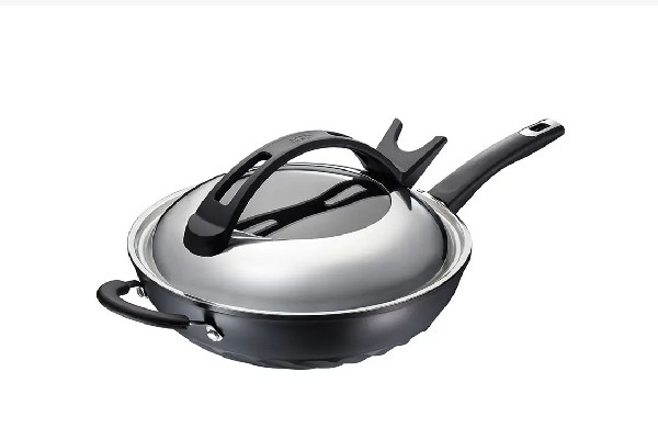 不粘鍋掉涂層還能用嗎 不粘鍋涂層脫落有毒嗎 不粘鍋掉涂層還能用嗎 不粘鍋涂層脫落有毒嗎