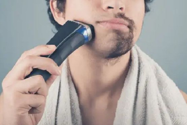 刮胡子刮出血怎么辦 刮胡子的傷口多久愈合 刮胡子刮出血怎么辦 刮胡子的傷口多久愈合