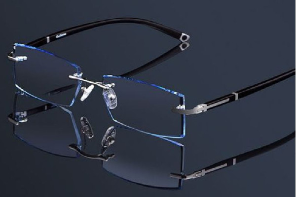 無框眼鏡可以配多大度數(shù) 無框眼鏡會(huì)影響視力嗎