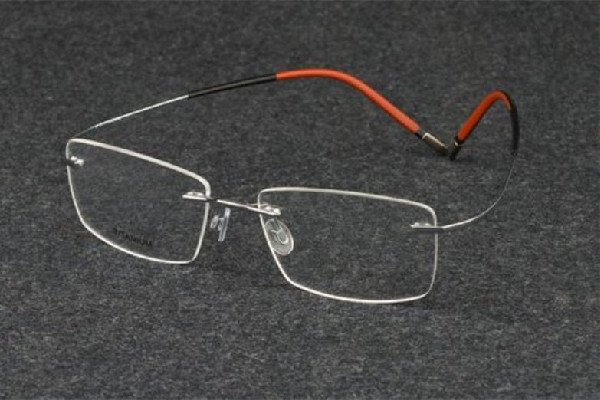 無框眼鏡會(huì)不會(huì)更顯檔次 無框眼鏡適合什么臉型 無框眼鏡會(huì)不會(huì)更顯檔次 無框眼鏡適合什么臉型