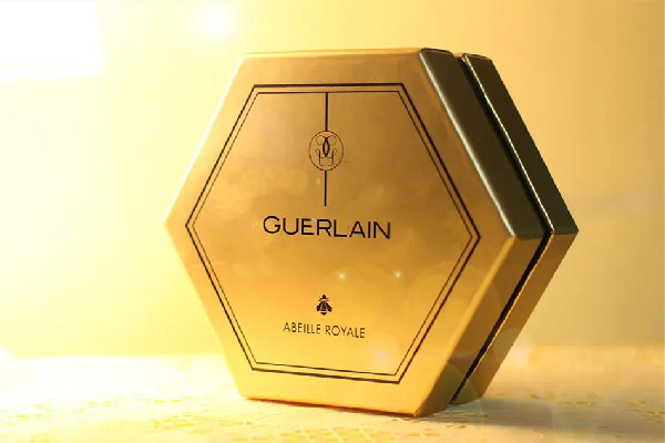 嬌蘭復(fù)原蜜二代和三代哪個好用 嬌蘭復(fù)原蜜和雙萃精華哪個好用