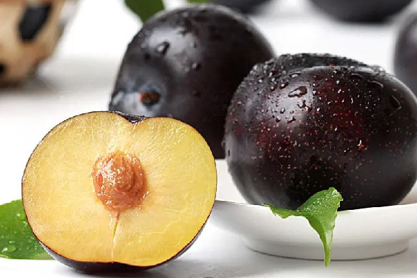 黑布林要放軟了才可以吃嗎 黑布林放冰箱還是常溫 黑布林要放軟了才可以吃嗎 黑布林放冰箱還是常溫